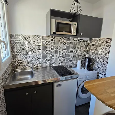 Avec Balcon A Deux Pas De La Apartment Antibes